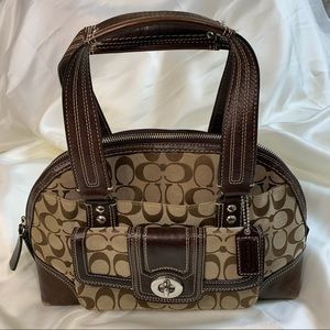 Coach leather shoulder bag purse